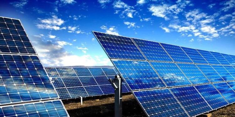 How Green Energy Solutions Can Benefit Your Business